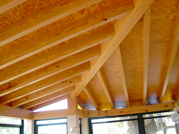 Panel sándwich de madera Caliplac, cubierta pino