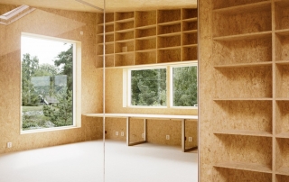 Interior de panel sándwich OSB